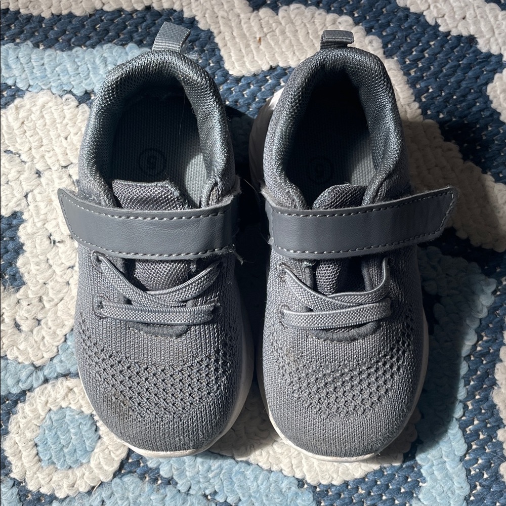 Kids Gray Lightweight Slip-On Sneakers with Hook-and-Loop Strap